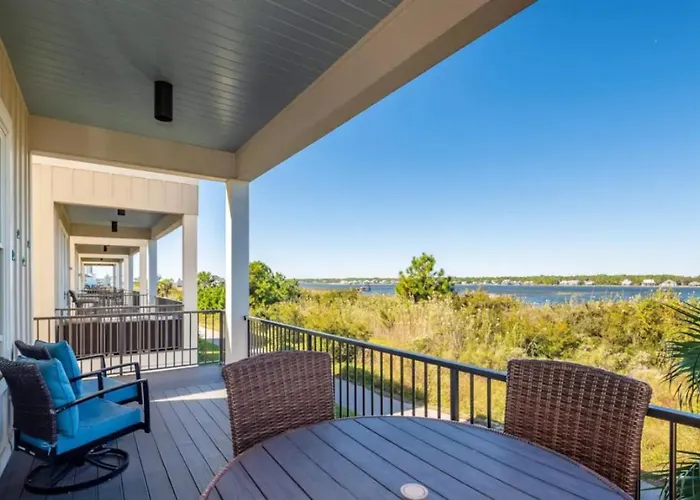 Djs Coastal Retreat In Gulf Shores, Al *